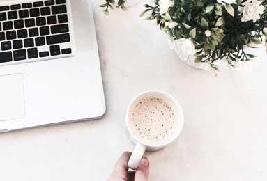 转会动态最新！布莱顿瞄准德甲猛将，红军热刺上演抢人大战